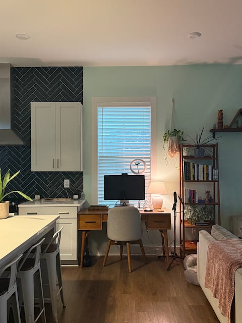 Top performing Airbnb: ATL 3BD Zen Home | Sauna, Airport, Downtown, Gym in Chosewood Park