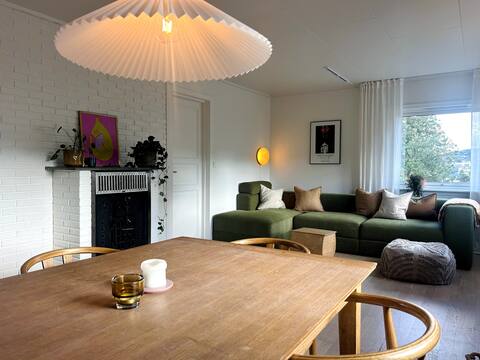 Top Airbnb: Cozy and central 3-room apartment with private parking in Trondheim