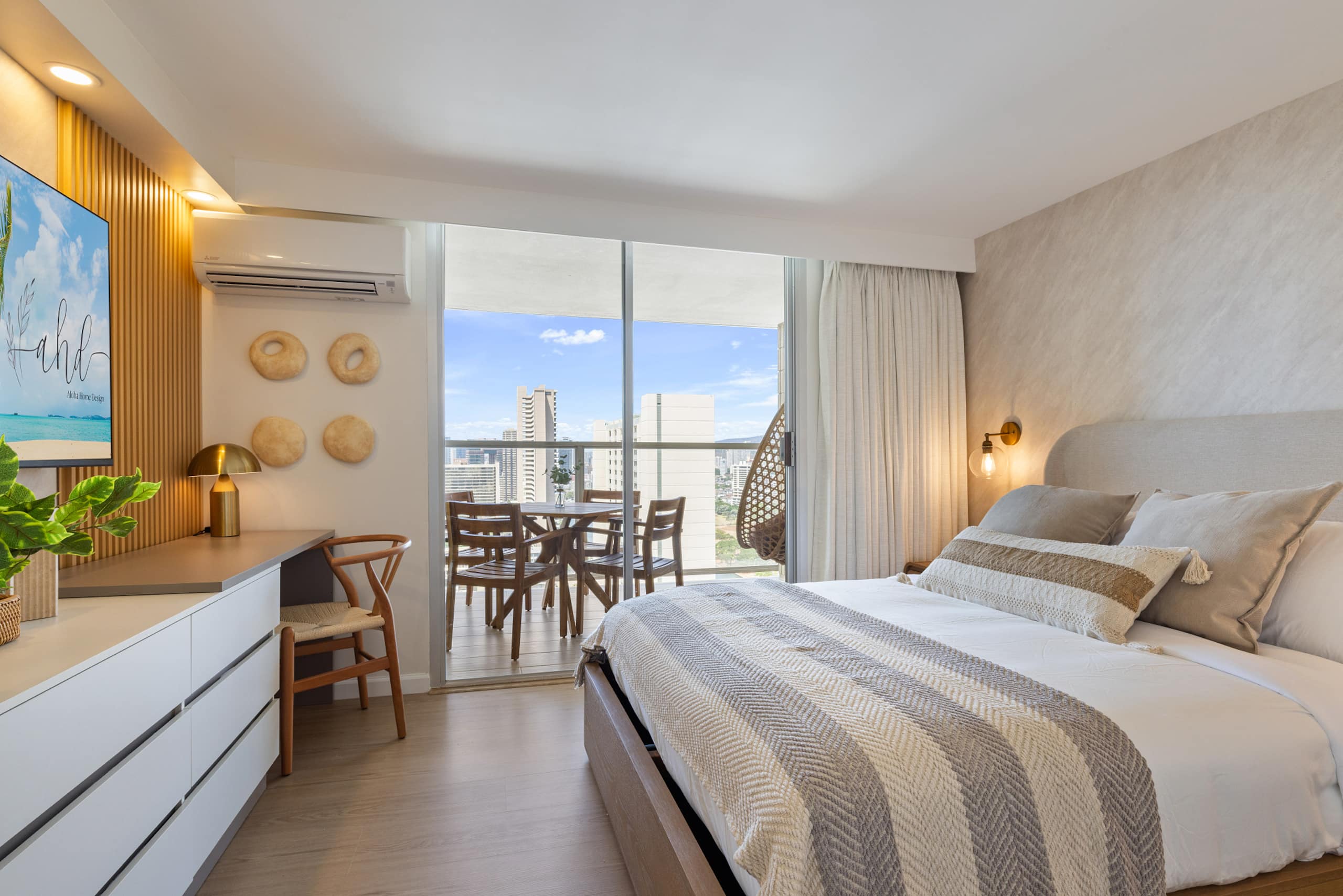 Oceanview Luxe Retreat – Modern Coastal Elegance - Image 33