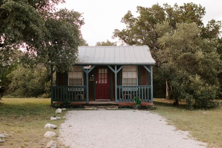 The Cozy Cabin @ Whiskey Mountain Great Location! - Texas