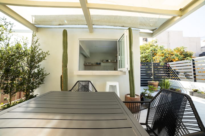 First Floor House – Comfortable – Rooftop