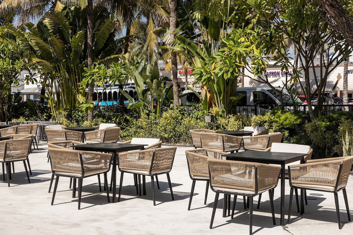 South Beach Escape