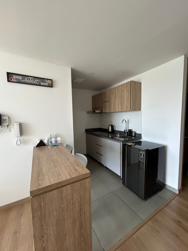 Apartaestudio Moderno Con Gran Vista - Manizales