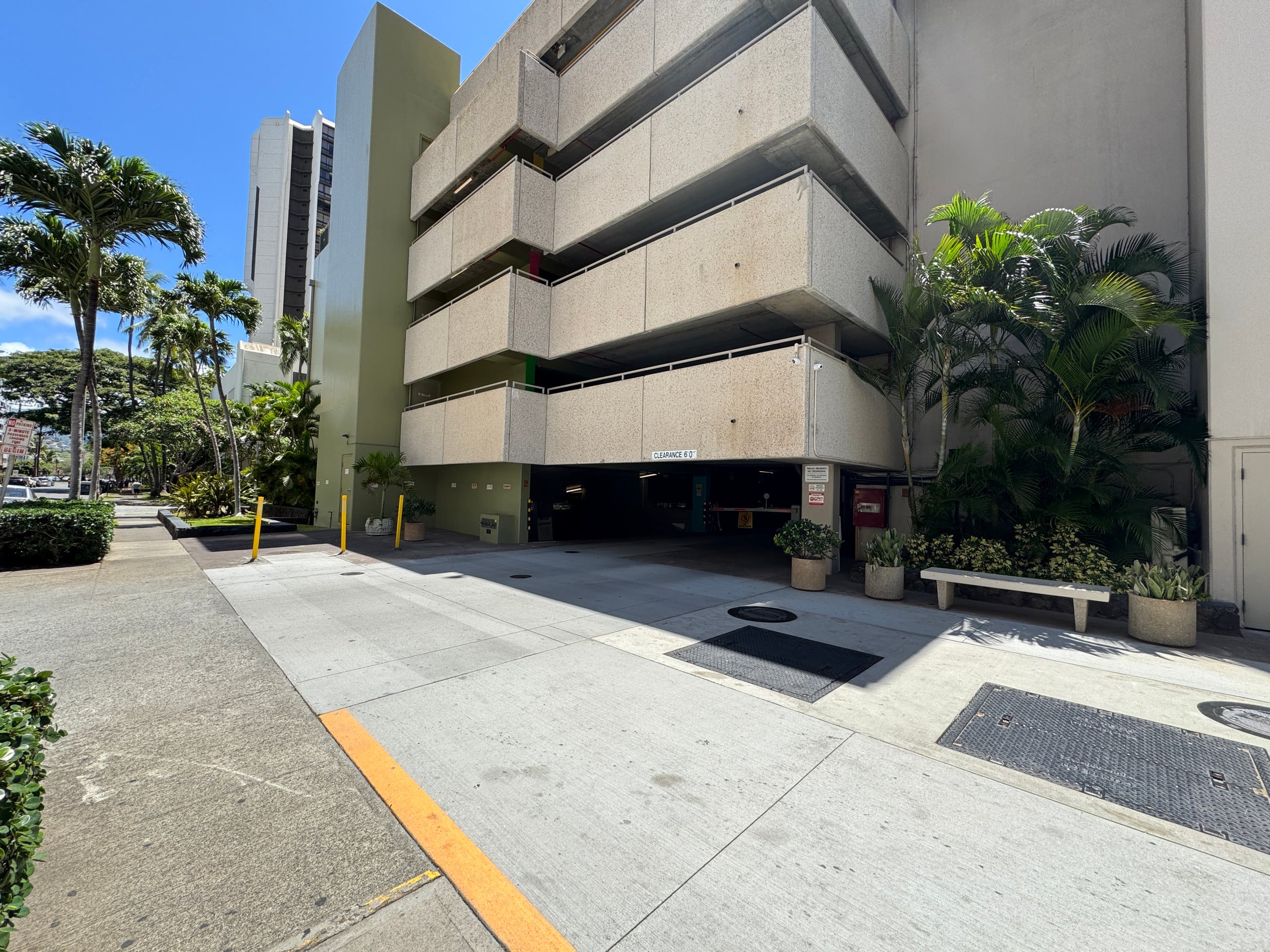 Ocean View Stay in Waikiki w/ Parking + Near Beach - Image 24