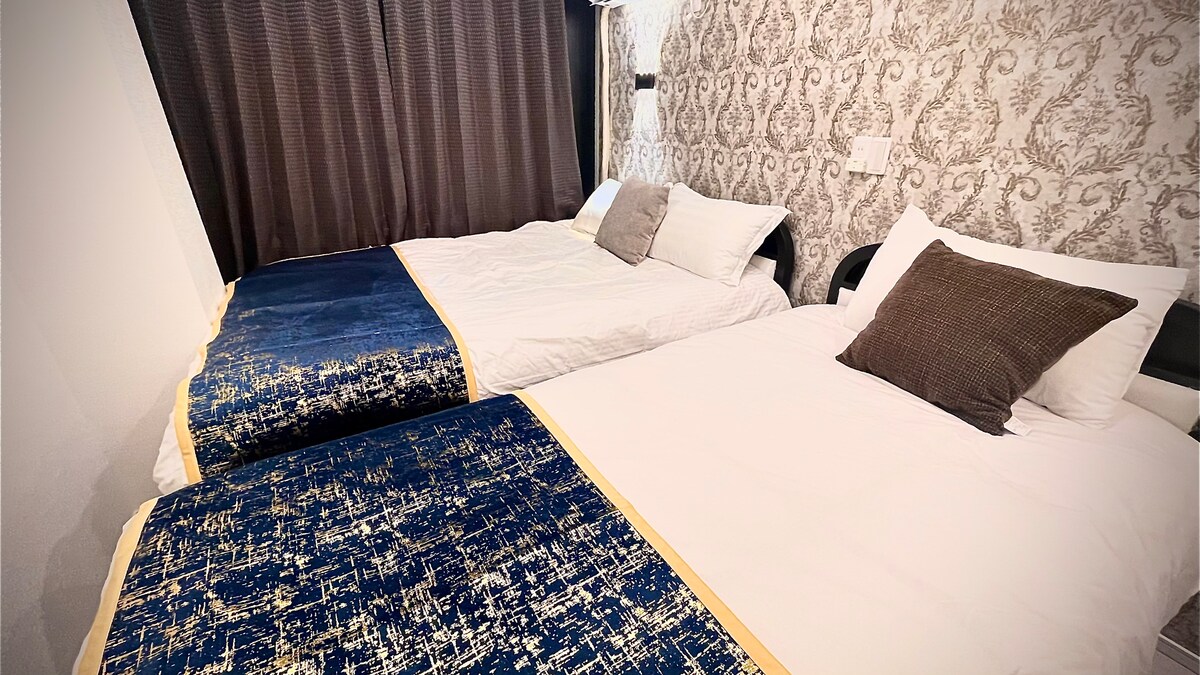 tomo部屋 TOMO 非日常の暮らし 広い浴室サウナ付き、寝室6つ、ベッド11台