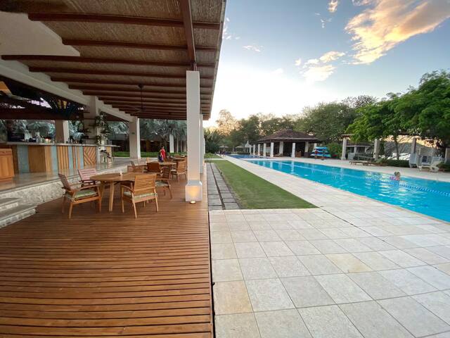 Reserva Conchal Ground Floor Sunsets Fast Internet