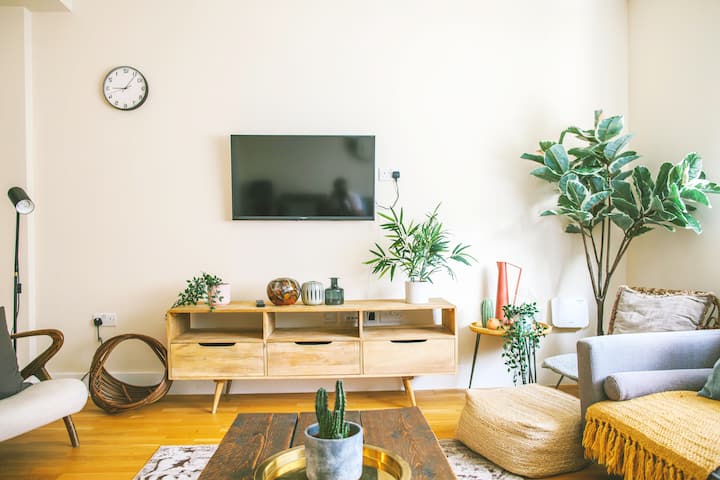 Kb03 - Comfortable 3-bed Family Apartment - London