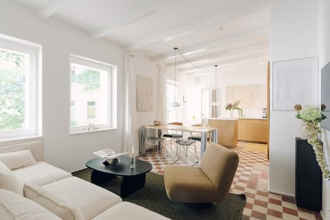 Top Airbnb: Central & Relaxed: 2-Room Oasis in Leipzig South in Südvorstadt