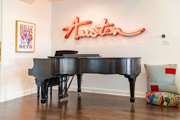 Central East ATX Luxury + Heated Saltwater Pool