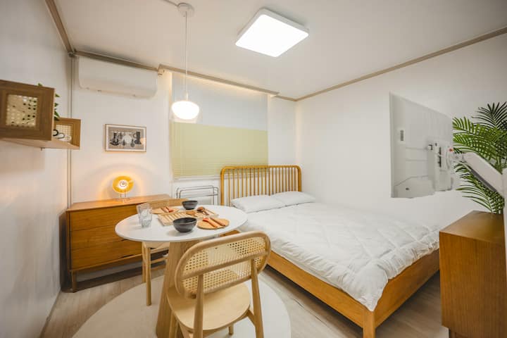 غرفة النوم 1