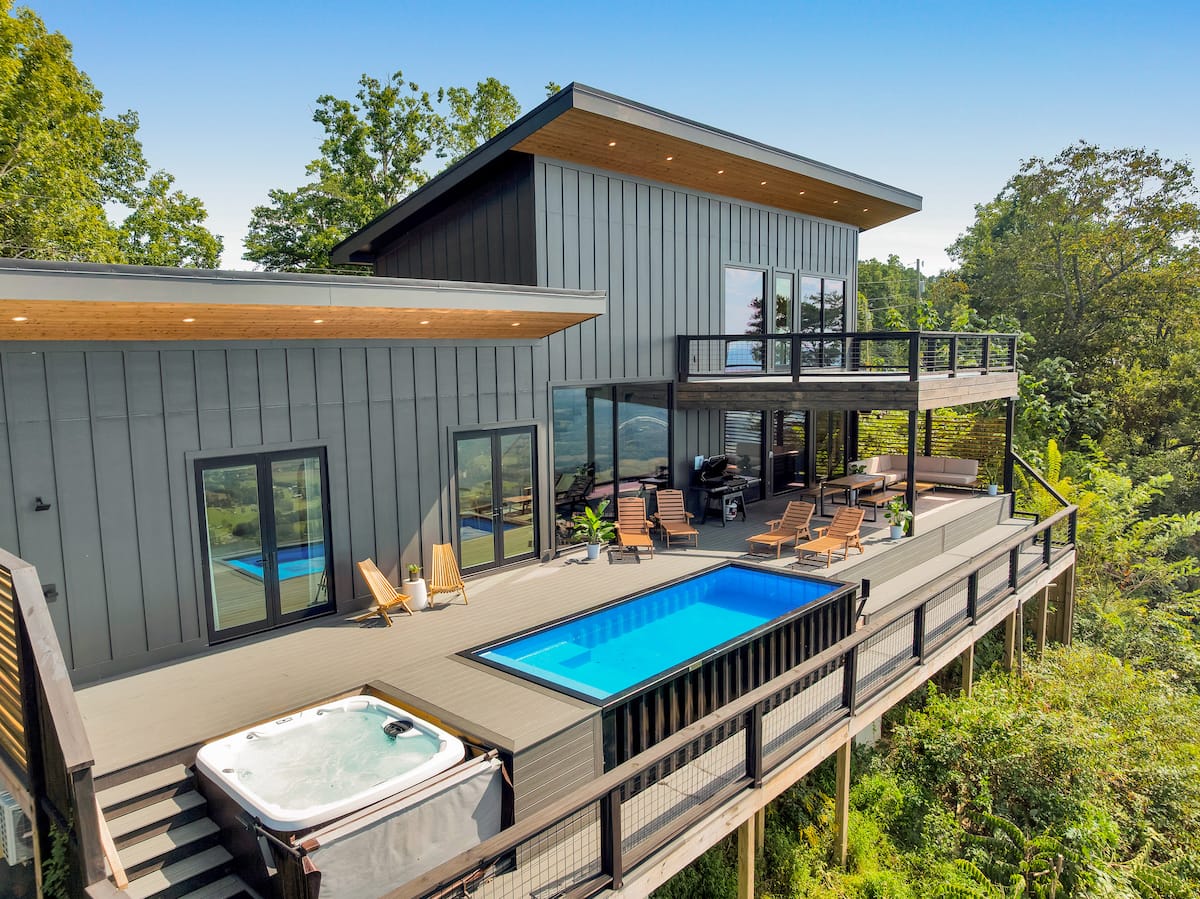 Luke's cliffside Airbnb with infinity pool overlooking the Tennessee mountains
