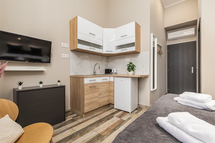 Charming Studio Apartment In Central Budapest #04 - Budapest