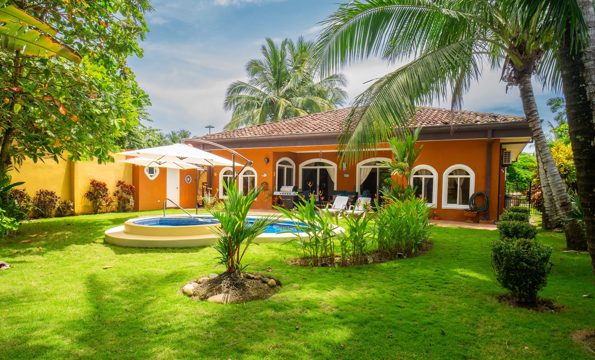 Family-Friendly Pool Home Near Tropical Beach