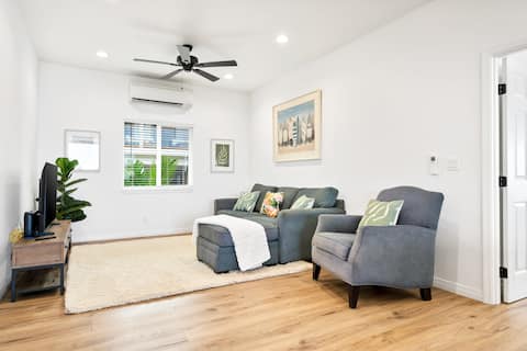 Top performing Airbnb: Kona Charmer: Ocean View, Arcade Room in Kaiminani