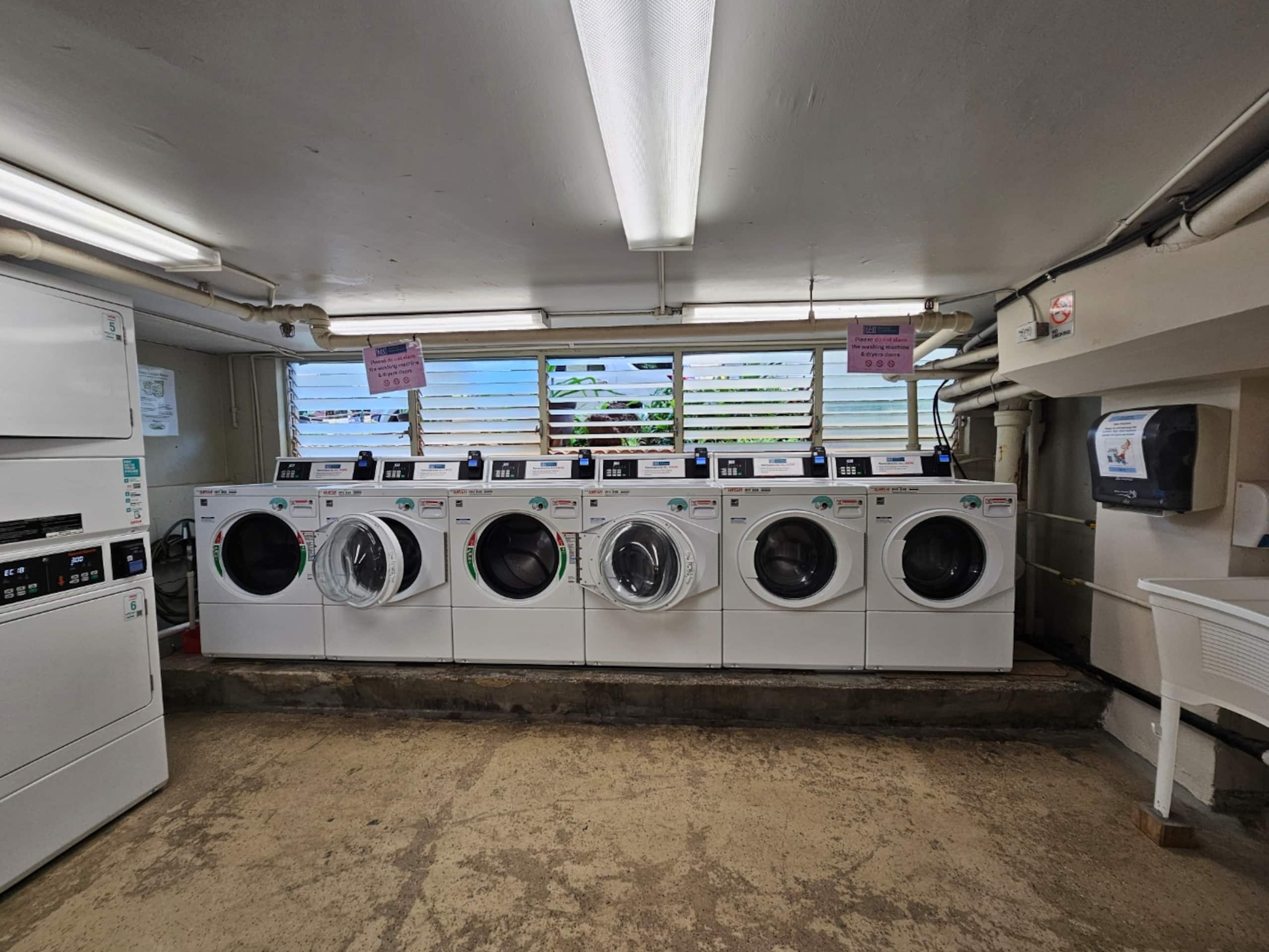 Hotel in Honolulu · ★5.0 · Studio · 1 bed · 1 private bath - Image 15
