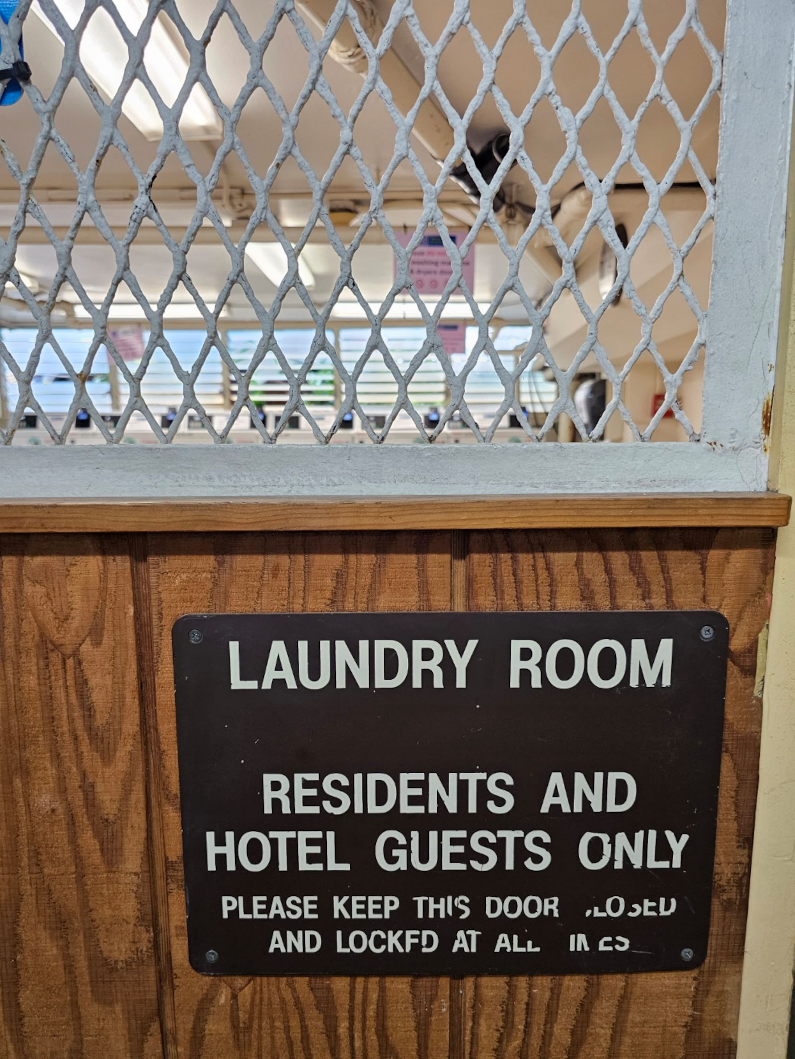 Hotel in Honolulu · ★5.0 · Studio · 1 bed · 1 private bath - Image 16