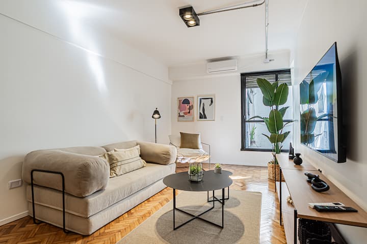 Palermo Gem: 2br Steps From Armenia & Serrano - Buenos Aires