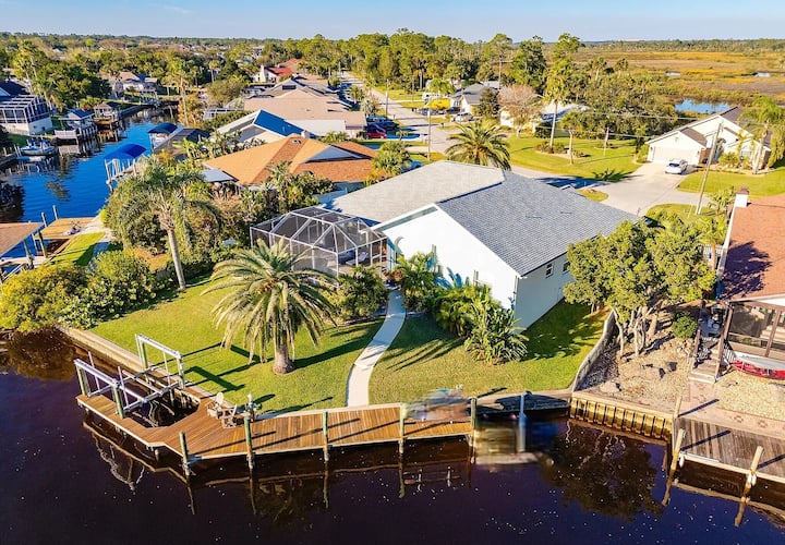 Heated Pool Home/waterfront, Intercoastal Access. - Palm Coast, FL
