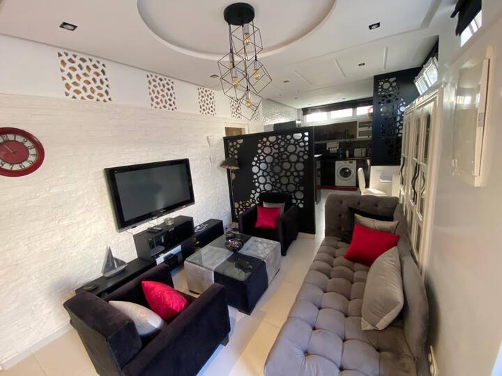 Wonderful 6br Pool Villa – Prime Location Ds62065 - Agadir