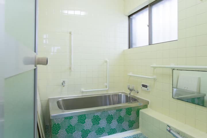 フルバスルーム