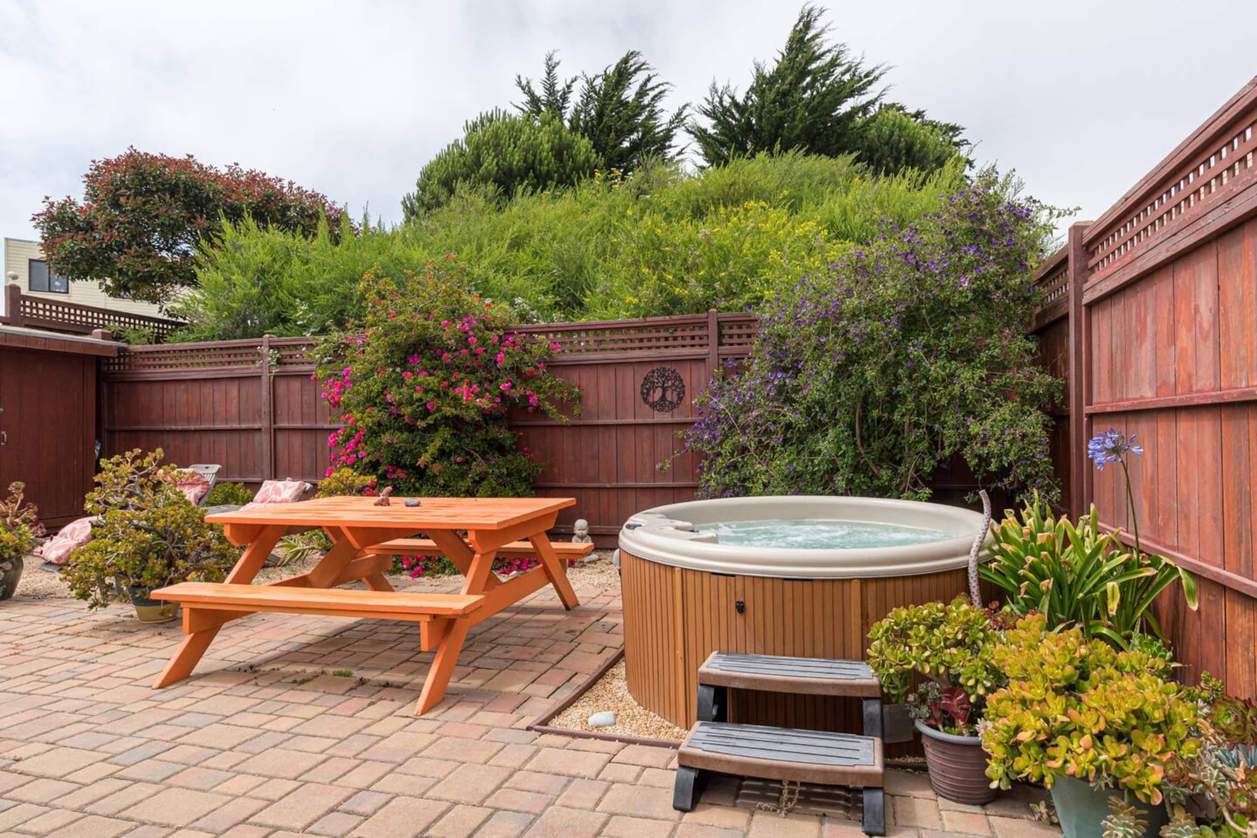 Home in San Francisco · ★5.0 · 2 bedrooms · 2 beds · 2 private baths - Image 45