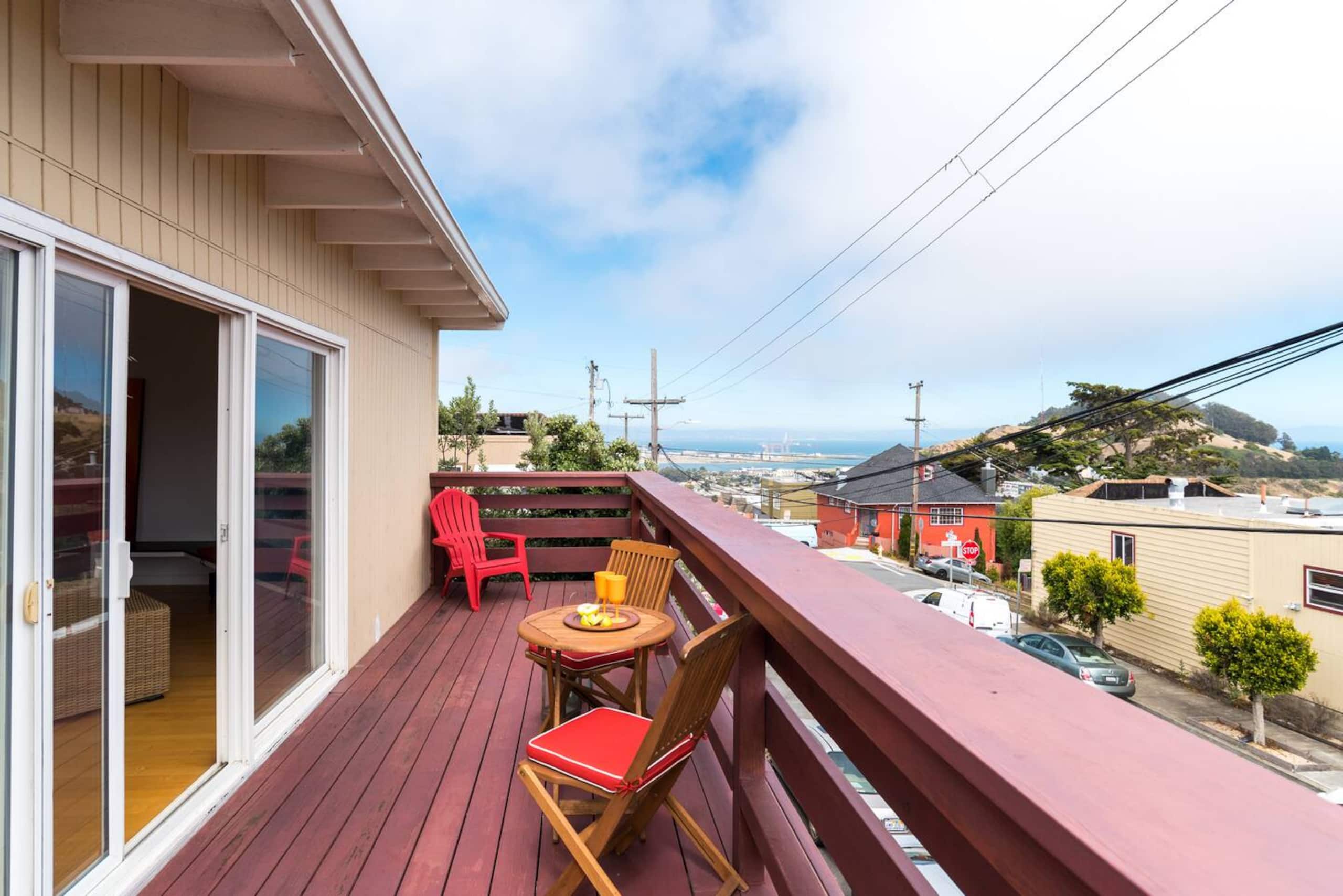 Home in San Francisco · ★5.0 · 2 bedrooms · 2 beds · 2 private baths - Image 48