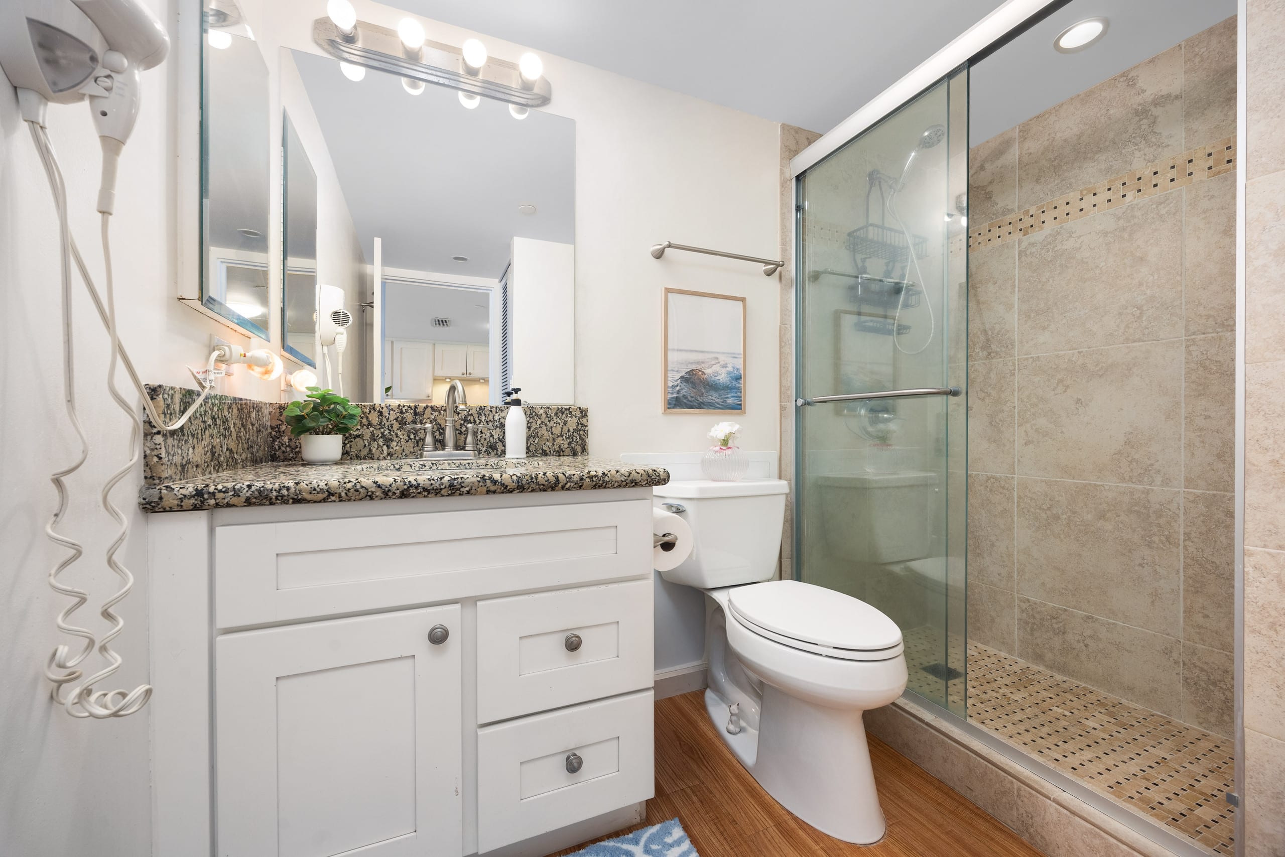 Hotel in Honolulu · ★4.88 · 1 bedroom · 3 beds · 1 private bath - Image 21