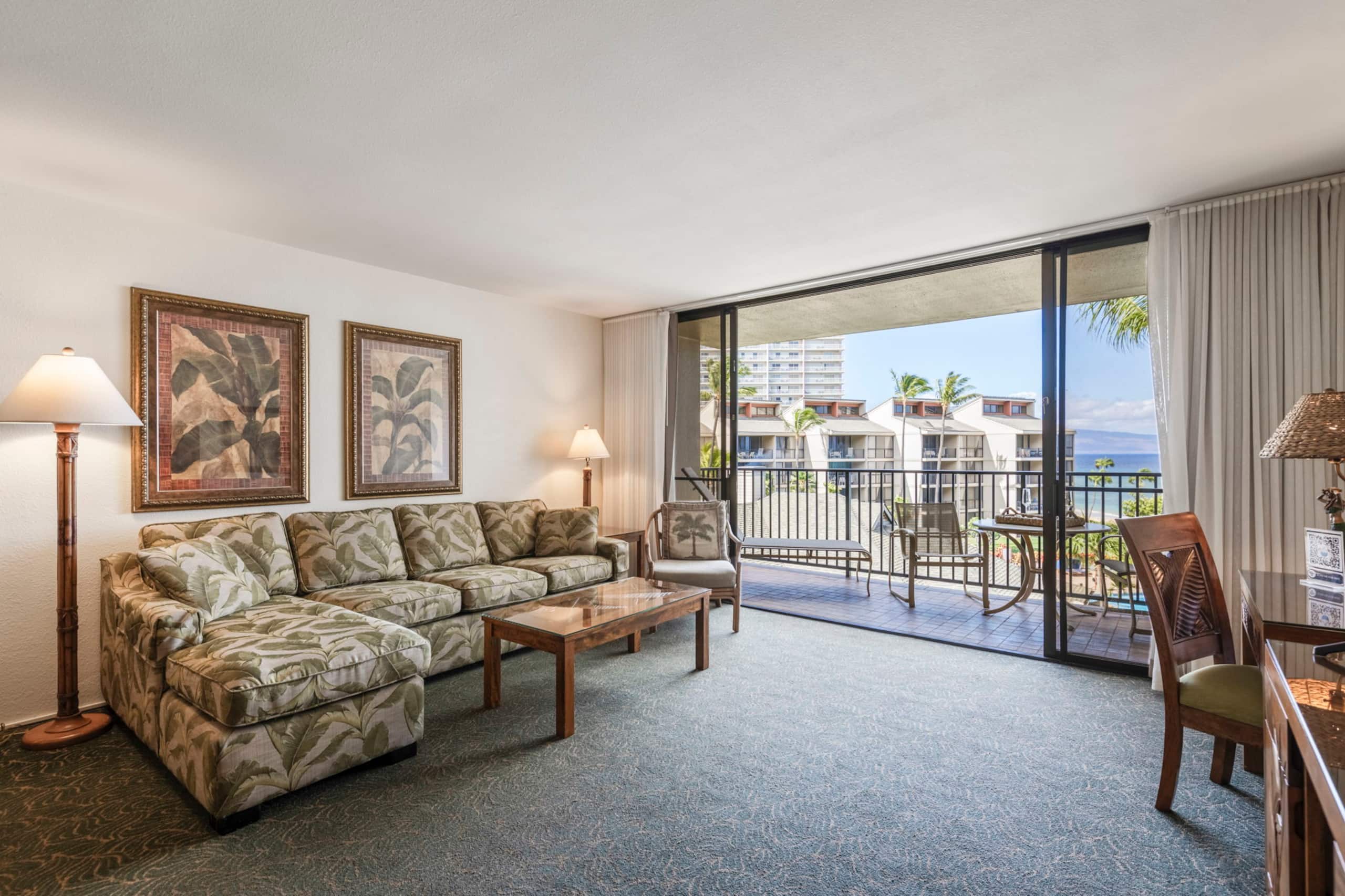 Condo in Lahaina · ★5.0 · 1 bedroom · 2 beds · 1 private bath - Image 1
