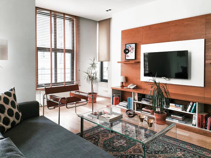 City Charm: Elegant Suite With Galata Tower View ! - Istanbul