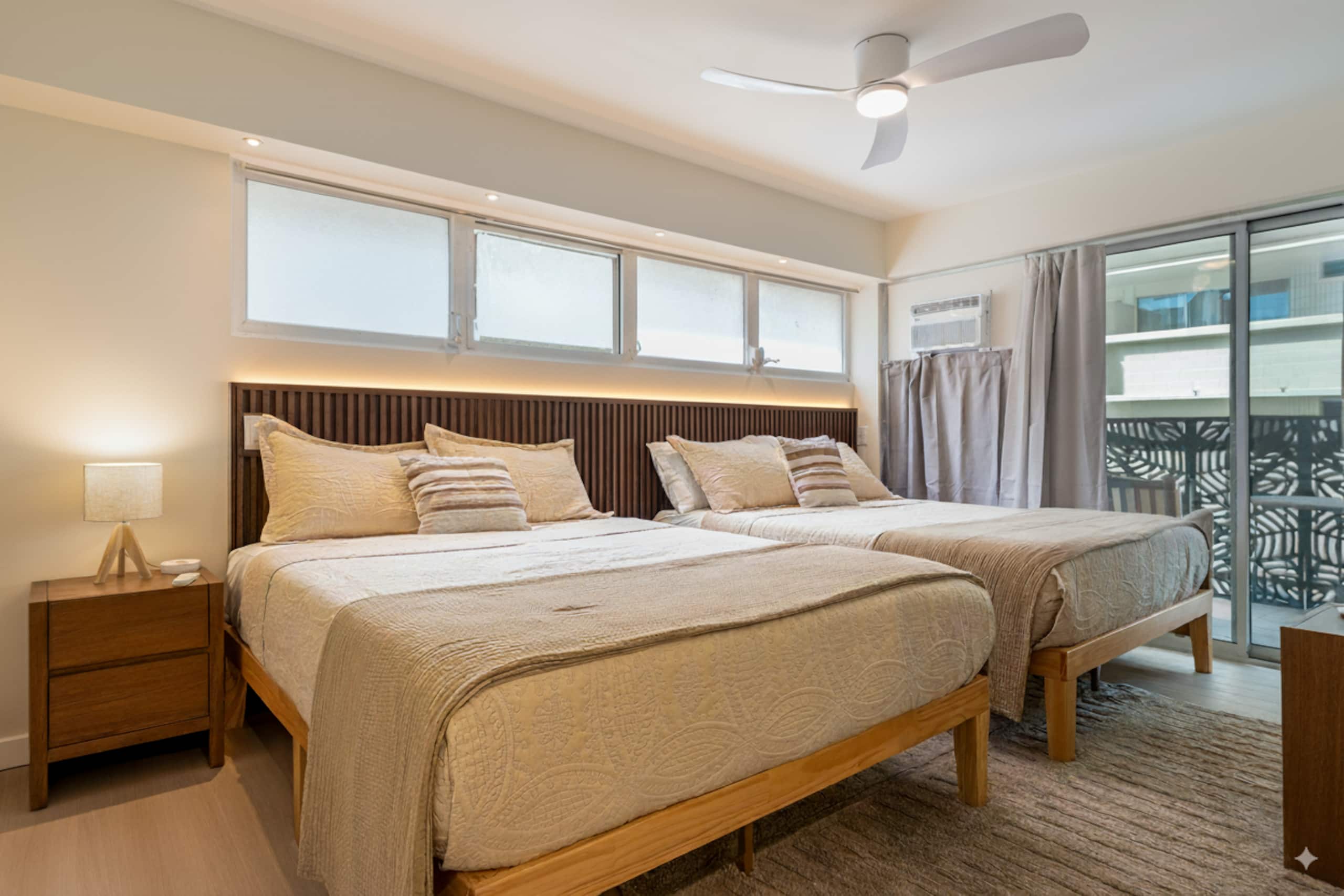 NEW Modern Luxury Cove, Free Parking, 3m to Beach - Image 3