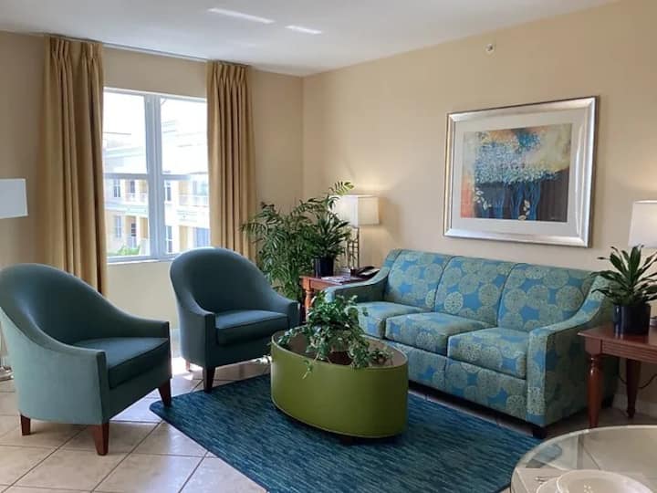 Family 2 Bedroom Suite | Garden View + Pool Access - Sunrise, FL