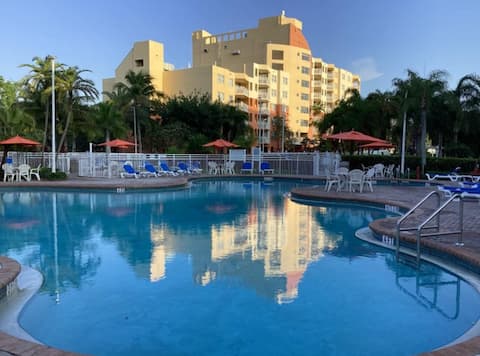 1BR Resort Suite | Near Sawgrass Mills | Kitchen