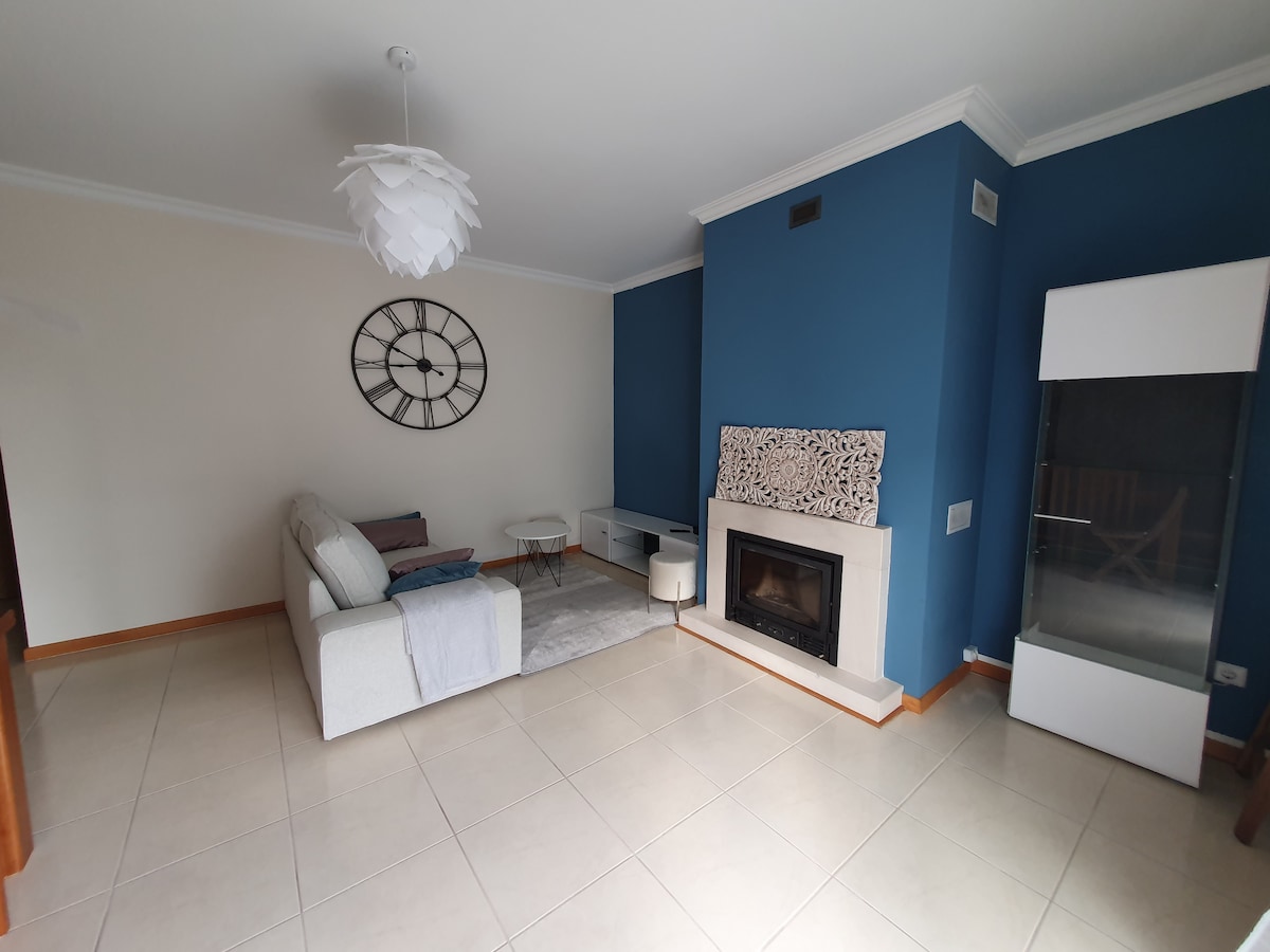Airbnb em destaque: 2-bedroom apartment em União Das Freguesias De Pataias E Martingança