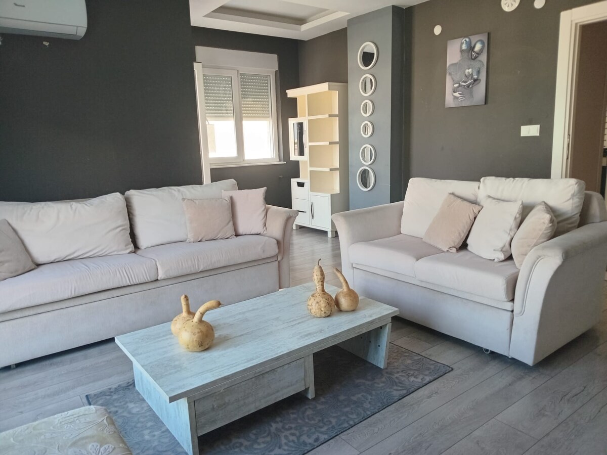 მისაღები ოთახი