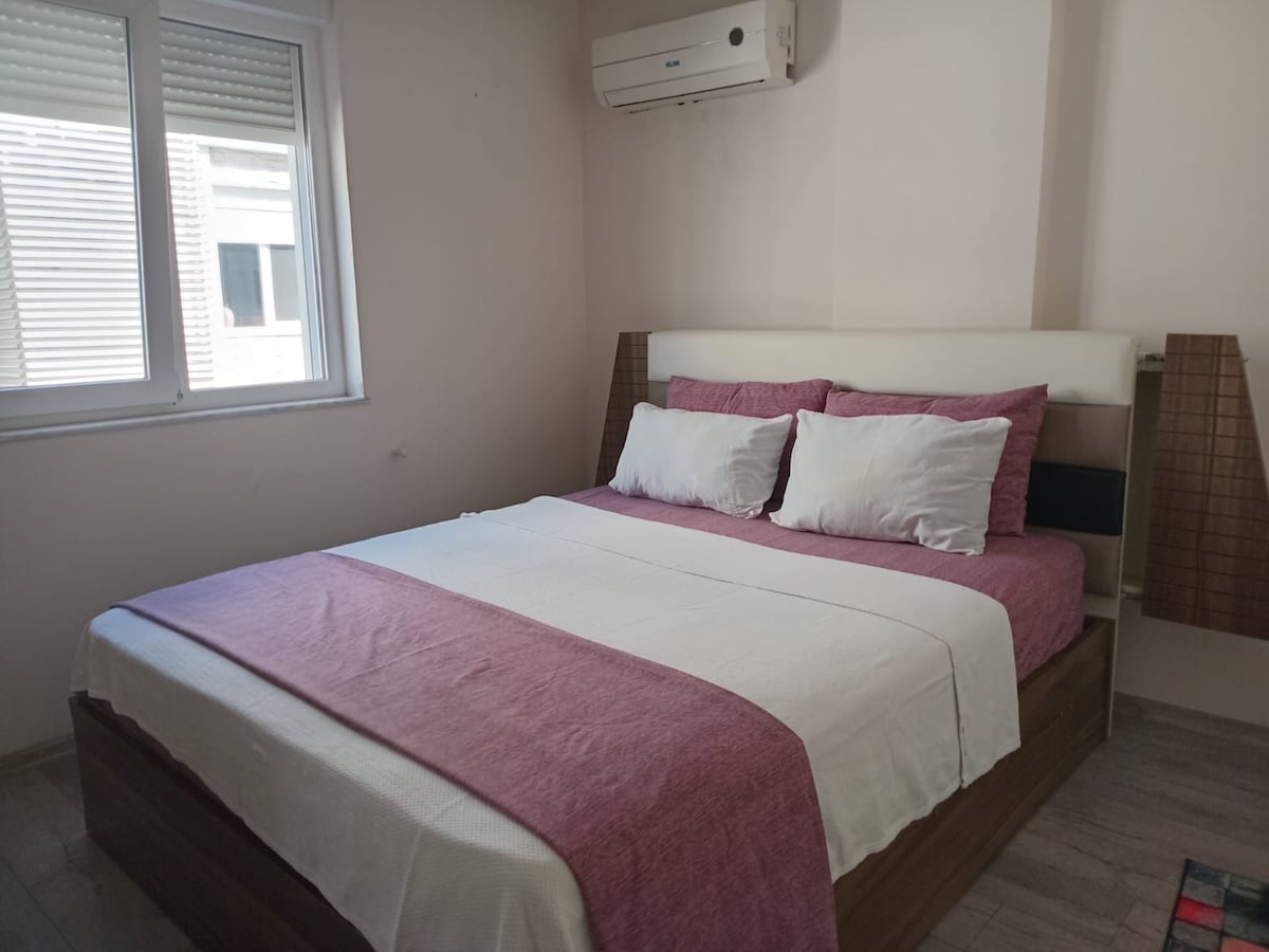 საძინებელი 1