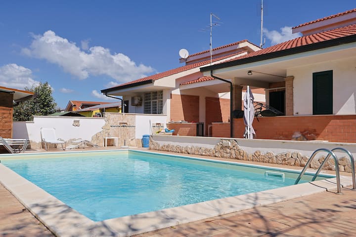 Villa Lella - Tiber - PT+1° with communal pool