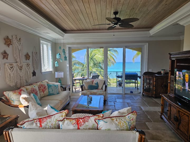 Freeport Luxury Oceanfront Home W/community Pool - The Bahamas