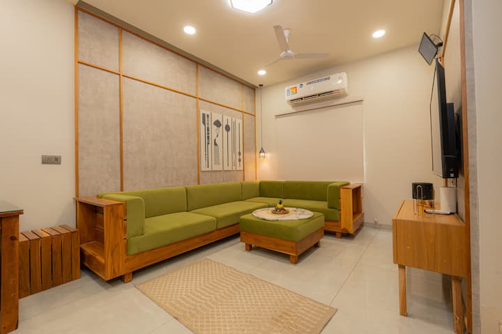 Premium 4bhk Nri Villa | Arya Stay - Vadodara