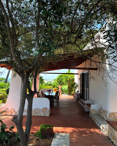 Villa Calipso – Villa con giardino vista mare gallery image 2