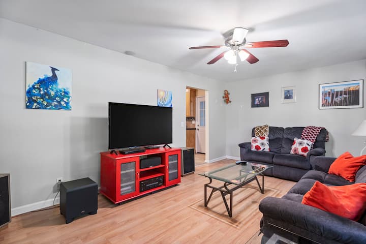 Relaxing Home W/ Fire Pit, Porch & Fenced Yard - Cary, NC