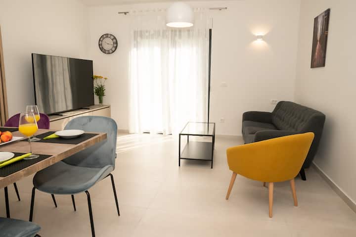 Arba Sol Apartment With Private Parking - Zadar