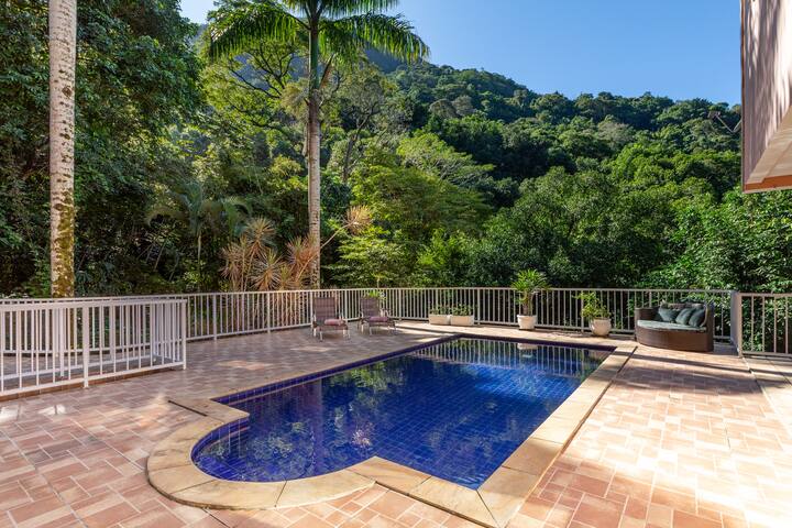 6 Bedroom Rio Villa Very Central gallery image 5