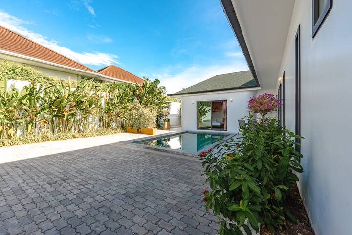 Inter Property Phuket.Co,Ltd managed Airbnb listing 1