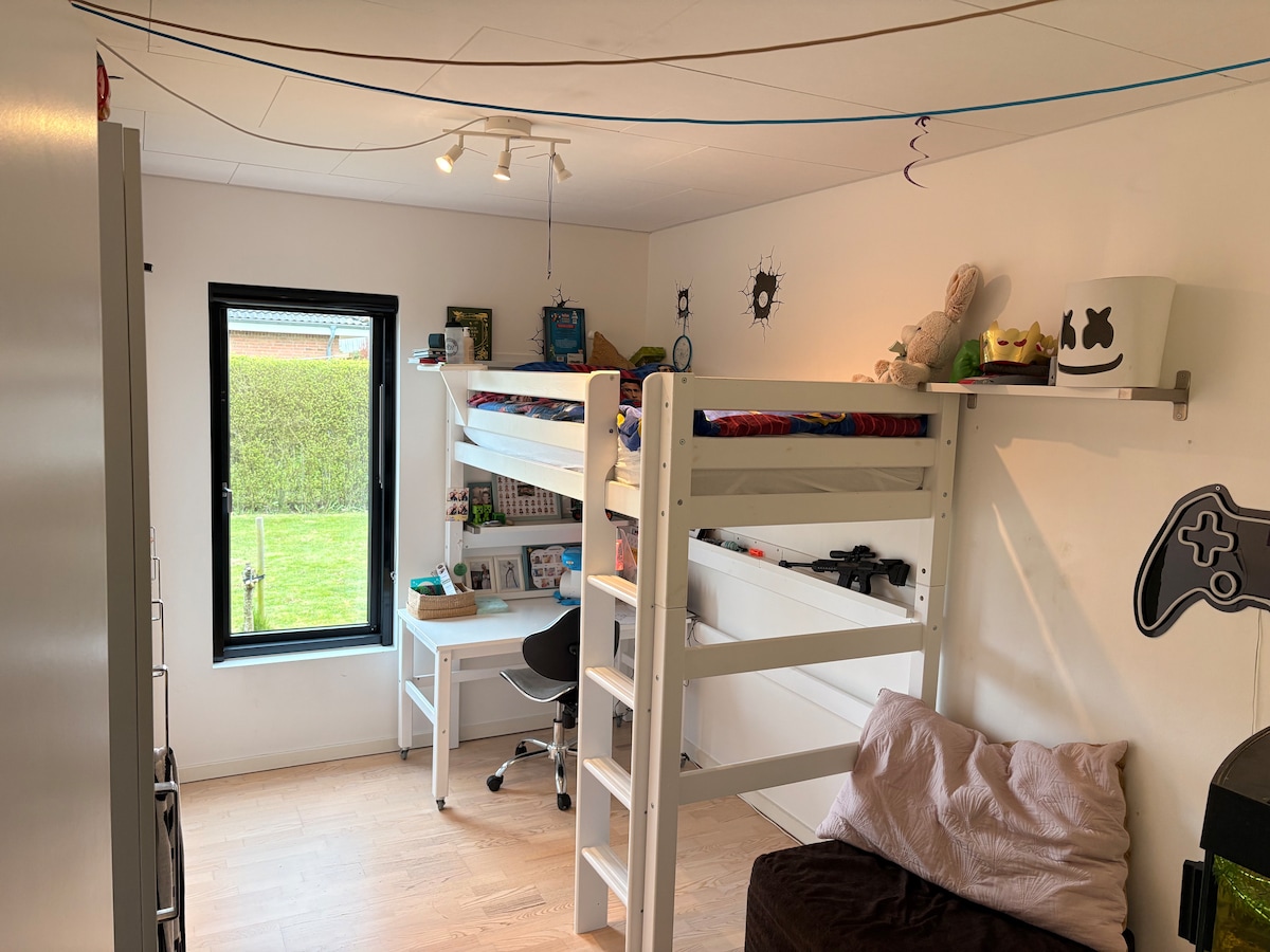 საძინებელი 2