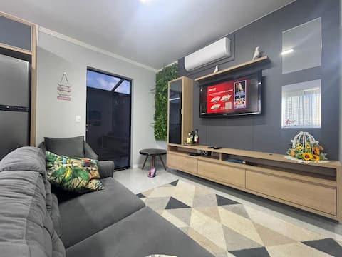 Top Airbnb: "Accommodation in Balneário Piçarras" em Balneário Piçarras