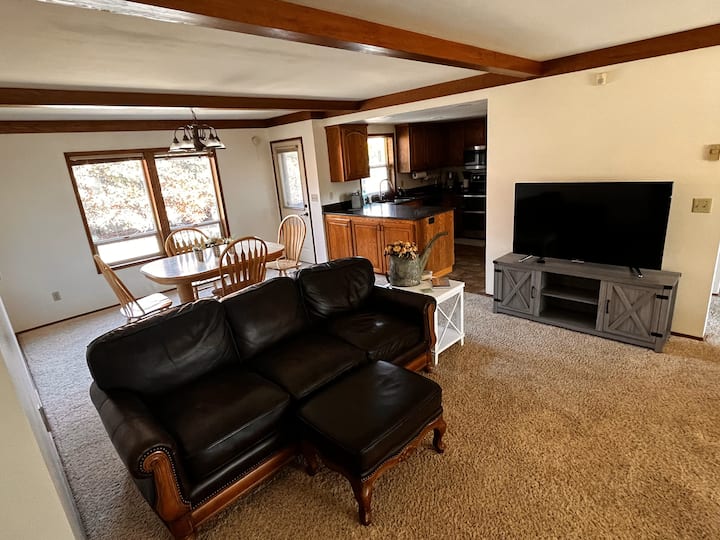 Honeycomb Cottage - Sequim, WA