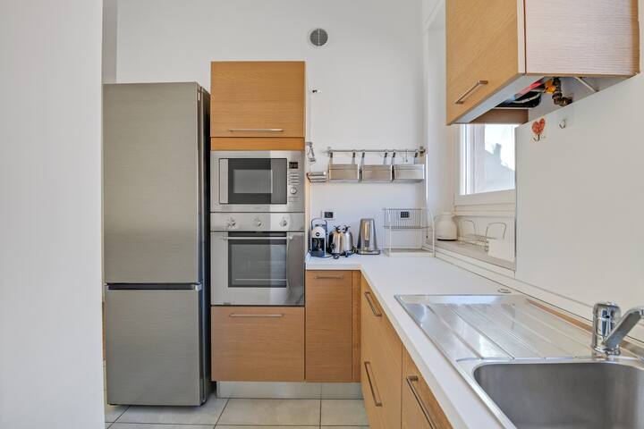 “Vivi Milano” New Apartment in Duomo+ 2 Big Camere gallery image 5