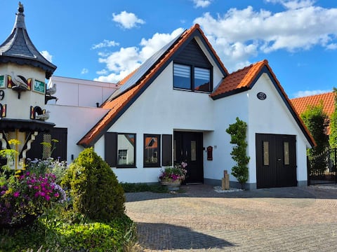 Luxury Villa by the Water near the Hoge Veluwe