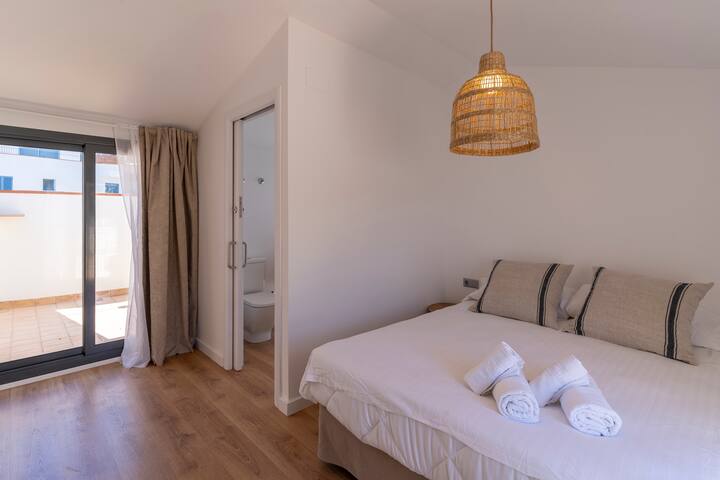 VISTABELLA_Ático con terraza y parking gallery image 5