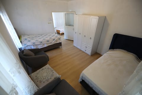 Top performing Airbnb: Entire Home Suitable for Families • Garden/Parking • Close to the Sea in Edremit